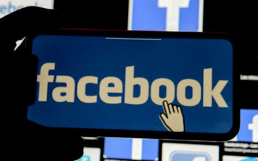 Kuruc.info, Egészséges Fejbőr és a Nyilaskeresztes Párt – íme a facebook feketelistája