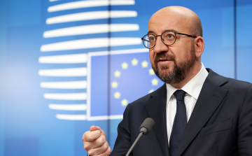 Charles Michel marad az Európai Tanács élén