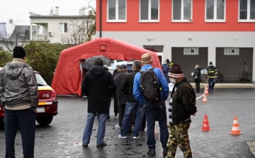 Tűzoltóság: Csütörtöktől megszűnnek a mintavételi helyszínek