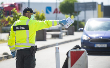 Holnaptól enyhül a határellenőrzés