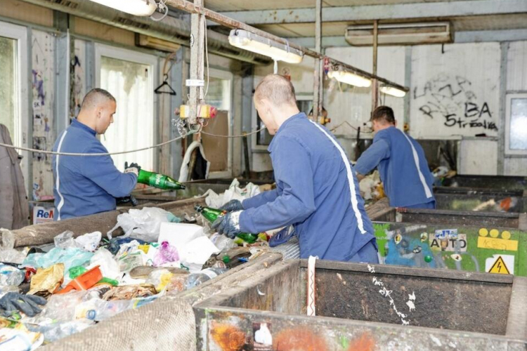 Vannak rabok, akik többet keresnek a börtönben, mint egyes kisnyugdíjasok