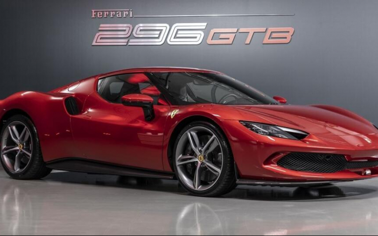 Hibrid Ferrari? Igen, megérkezett! 