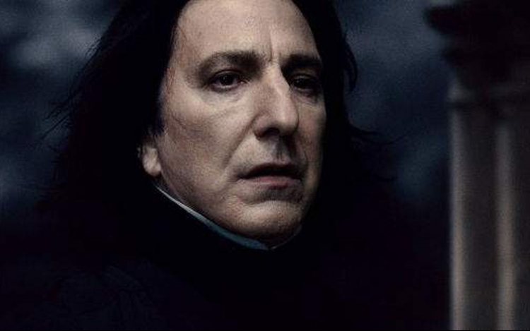 Könyv készül Alan Rickman naplójából - most lenne 75 éves a színészlegenda