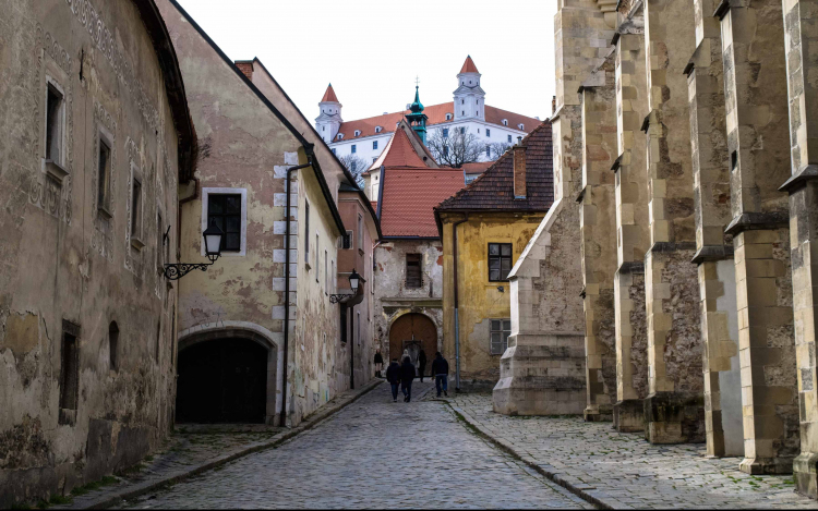 Csütörtöki időjárás: Pozsony